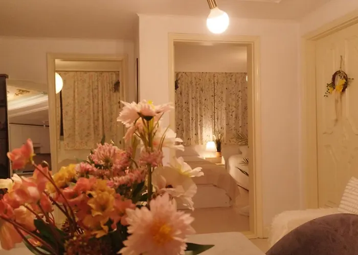 Ahyeon Ewha 3rooms 5beds House * Seoul