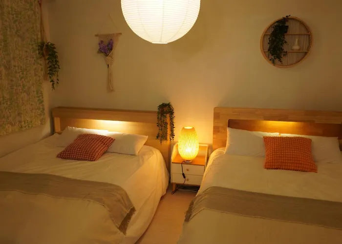 Ahyeon Ewha 3rooms 5beds House Apartment