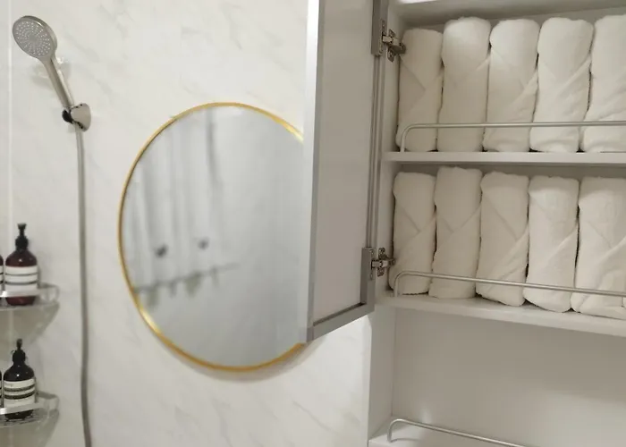 Apartment Ahyeon Ewha 3rooms 5beds House *
