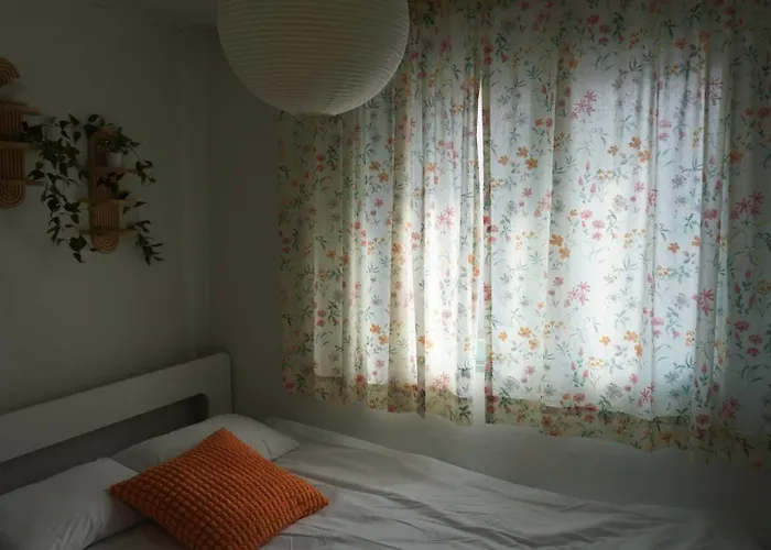 Ahyeon Ewha 3rooms 5beds House Seoul