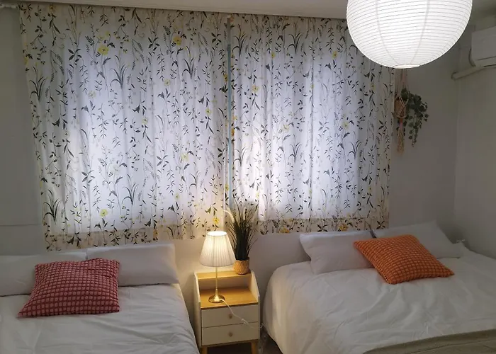 Ahyeon Ewha 3rooms 5beds House * Seoul