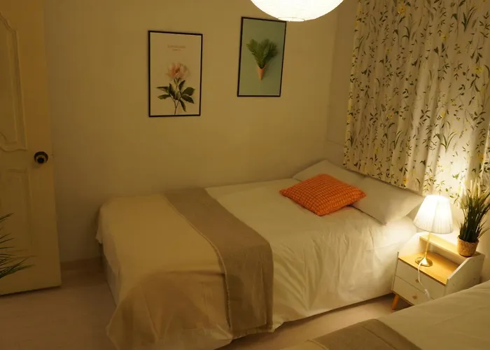 Ahyeon Ewha 3rooms 5beds House * Seoul