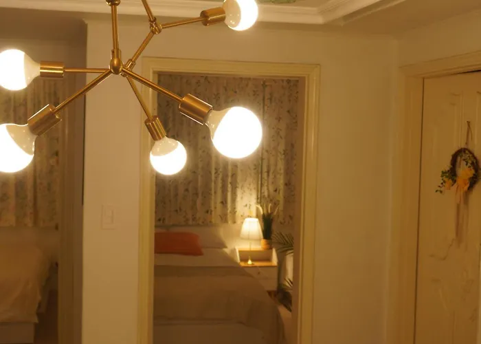 Apartment Ahyeon Ewha 3rooms 5beds House Seoul