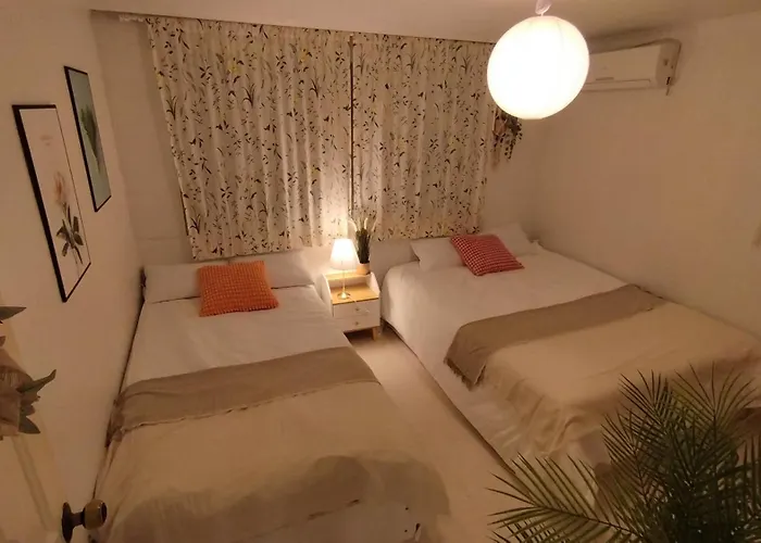 Apartment Ahyeon Ewha 3rooms 5beds House