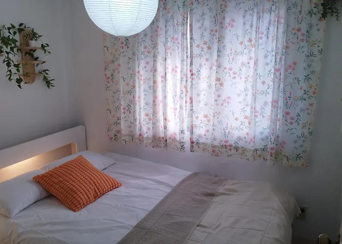 Apartment Ahyeon Ewha 3rooms 5beds House