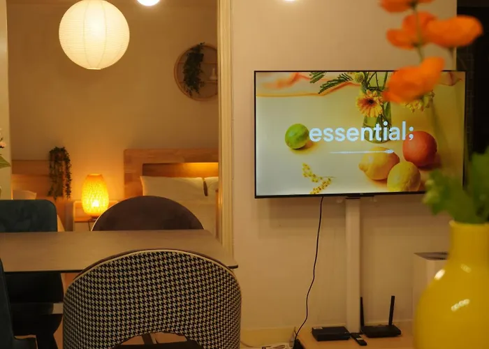 Apartment Ahyeon Ewha 3rooms 5beds House Seoul