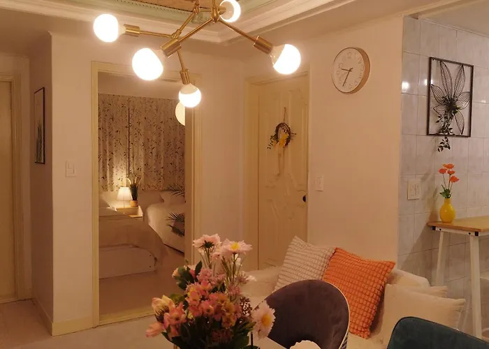 Ahyeon Ewha 3rooms 5beds House Seoul