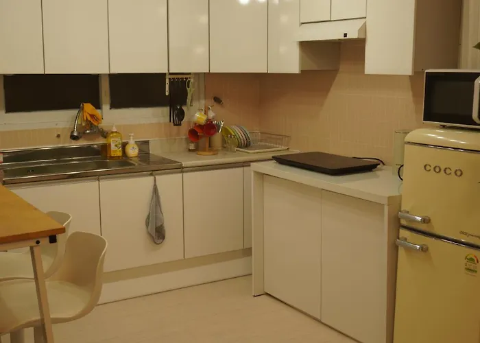 Apartment Ahyeon Ewha 3rooms 5beds House Seoul