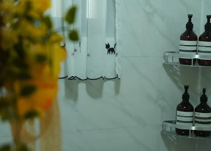 Apartment Ahyeon Ewha 3rooms 5beds House Seoul